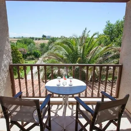 Wonderful With Huge Yard, At Potamos Вилла Эпаноми