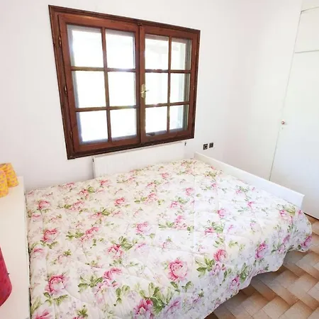 Villa Wonderful With Huge Yard, At Potamos Beach Epanomi