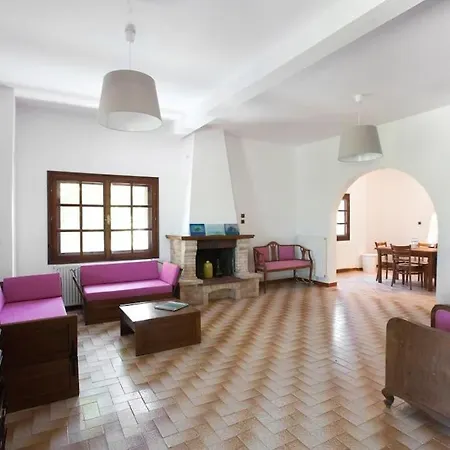 Wonderful With Huge Yard, At Potamos Beach Epanomi