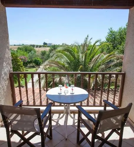 Wonderful With Huge Yard, At Potamos Vila Epanomi