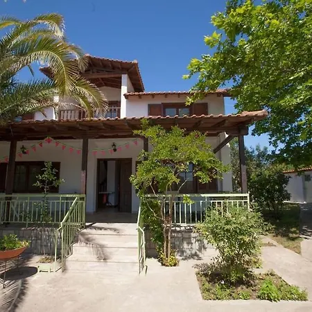 Wonderful With Huge Yard, At Potamos * Epanomí
